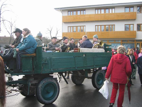 Kliknutím zavřete okno