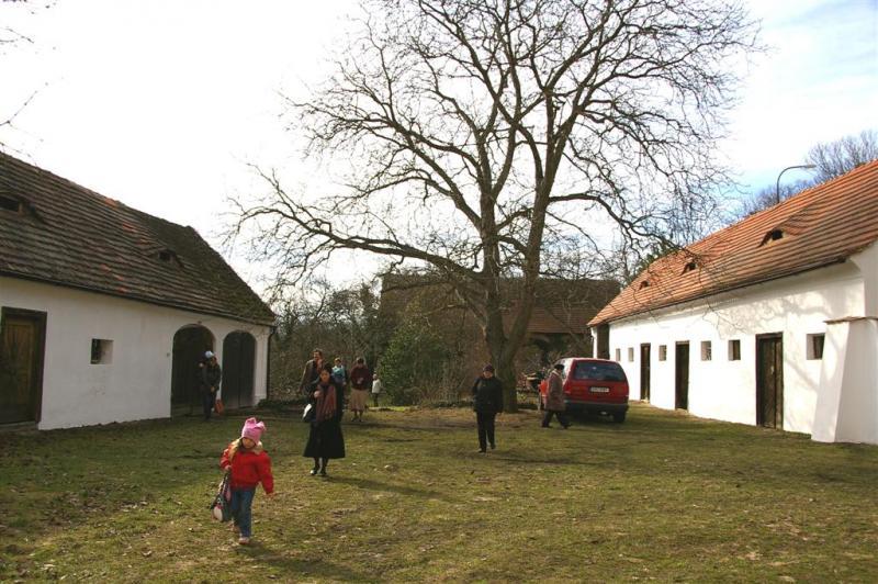 Kliknutím zavřete okno
