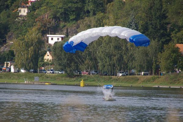 Kliknutím zavřete okno