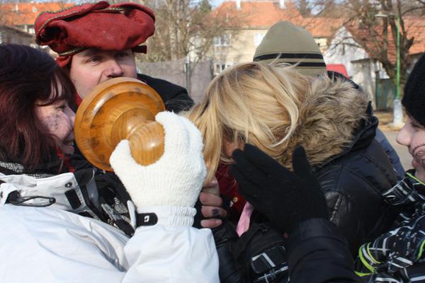 Kliknutím zavřete okno