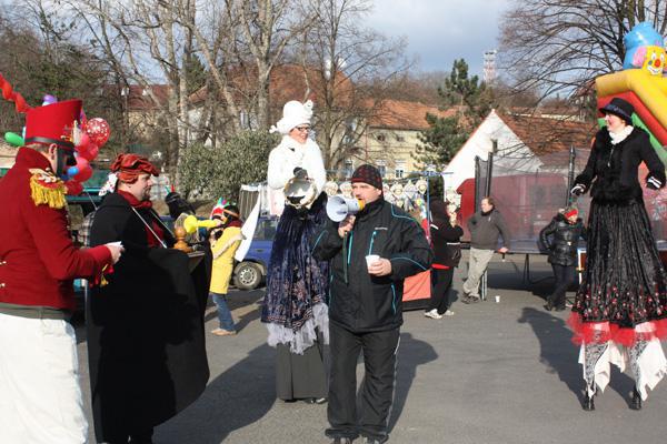 Kliknutím zavřete okno