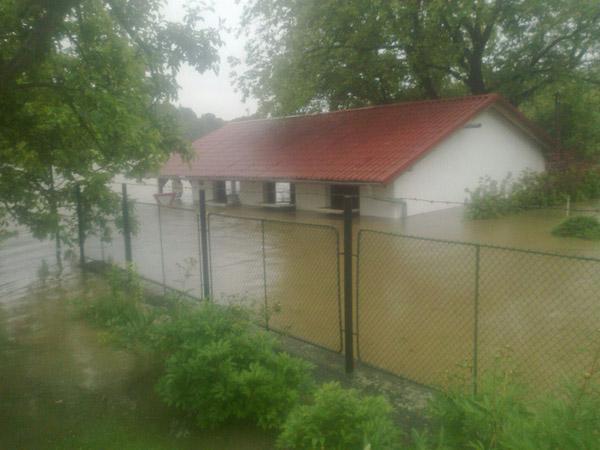 Kliknutím zavřete okno