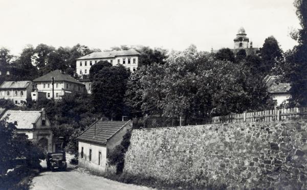 Kliknutím zavřete okno